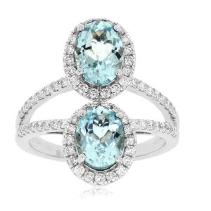 AQUAMARINE & DIAMOND RING