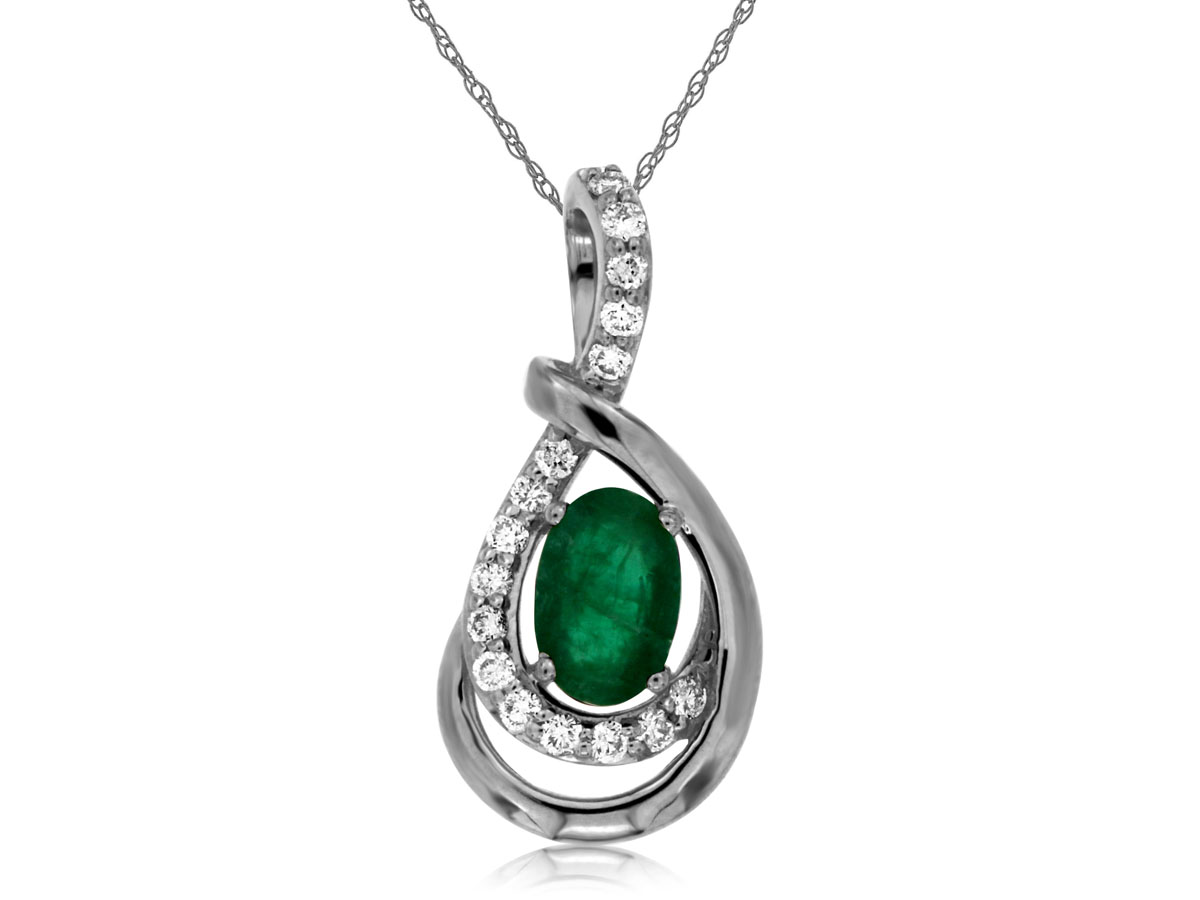 EMERALD & DIAMOND PENDANT