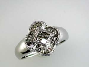 DIAMOND RING