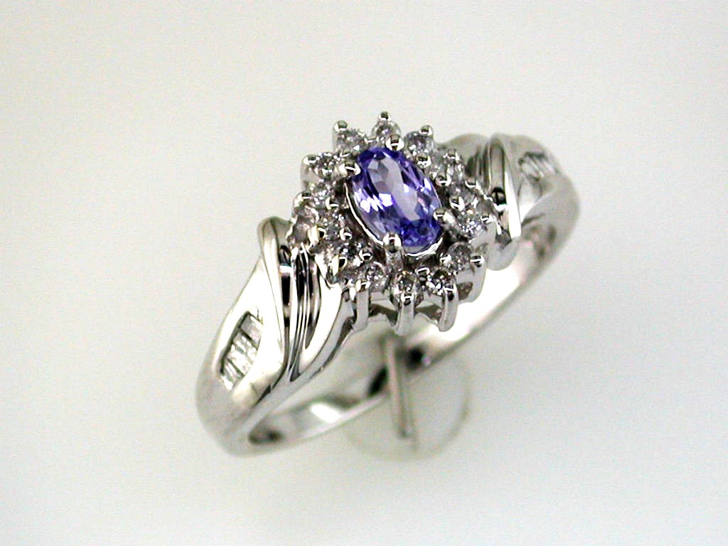 TANZANITE & DIAMOND RING