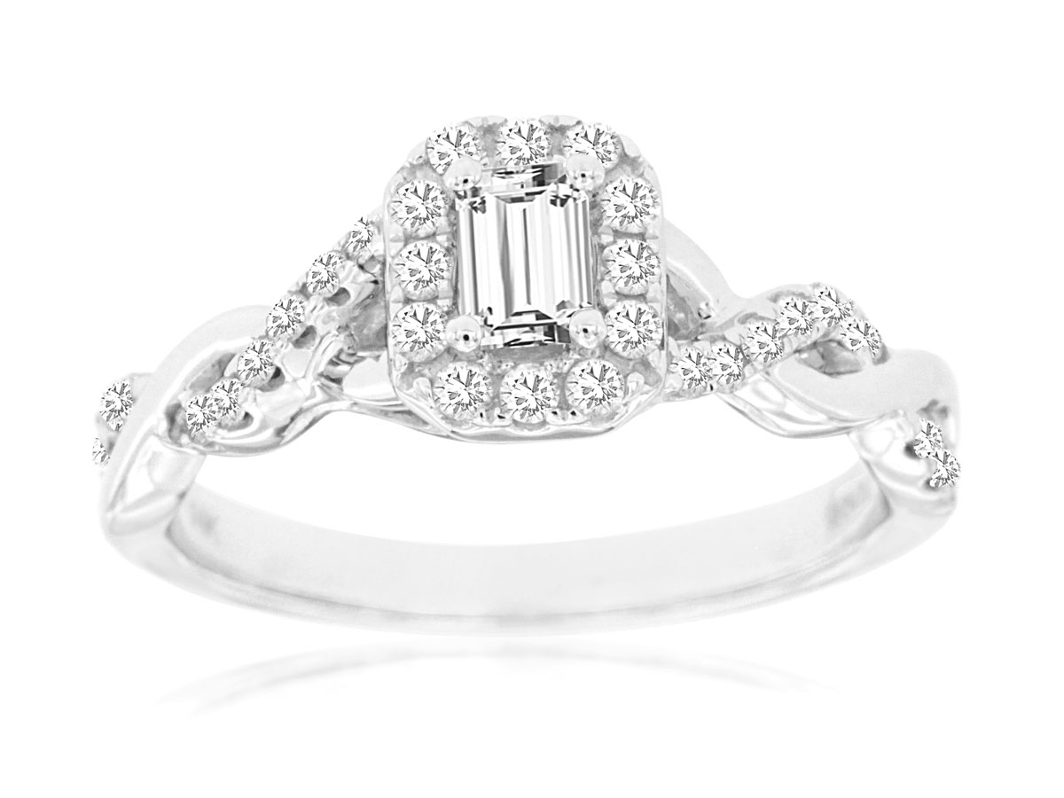 DIAMOND ENGAGEMENT RING