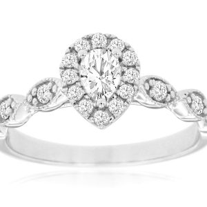 DIAMOND ENGAGEMENT RING