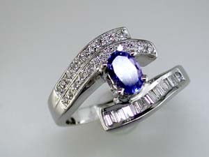 TANZANITE & DIAMOND RING