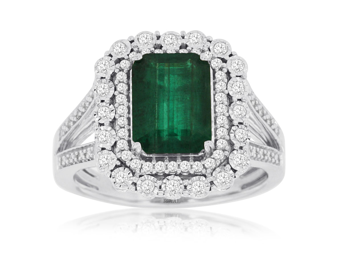 EMERALD & DIAMOND RING
