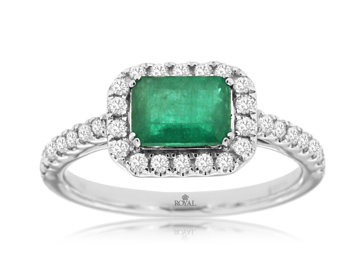 EMERALD & DIAMOND RING