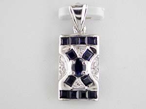 SAPPHIRE & DIAMOND PENDANT