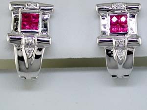 RUBY & DIAMOND EARRING