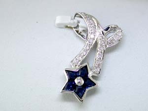 SAPPHIRE & DIAMOND PENDANT