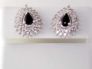 SAPPHIRE & DIAMOND EARRING