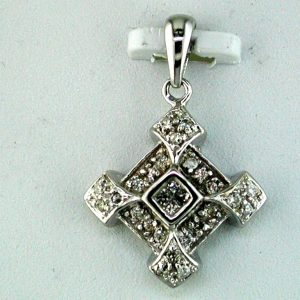 DIAMOND PENDANT