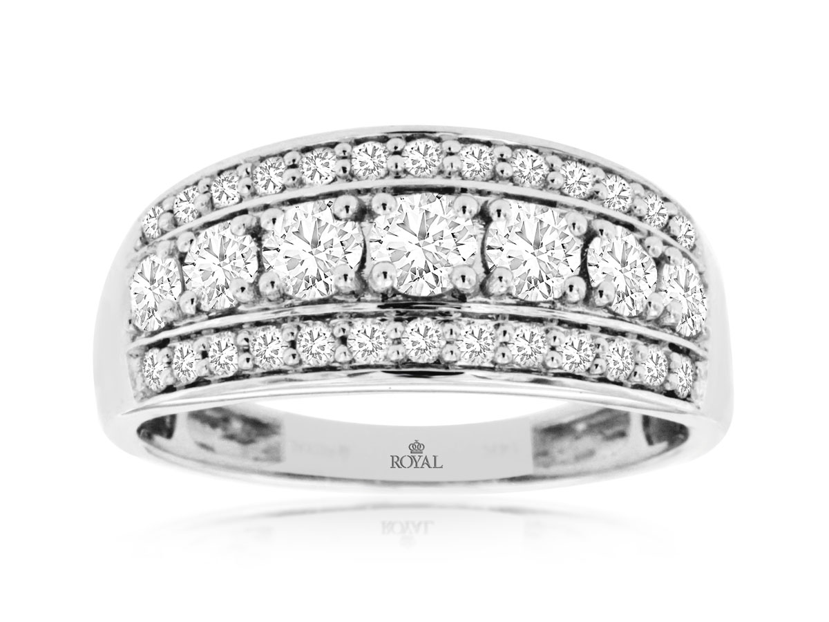 DIAMOND WEDDING BAND