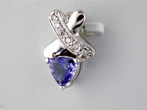 TANZANITE & DIAMOND PENDANT