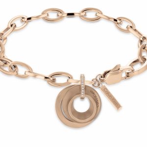 Playful circular shimmer