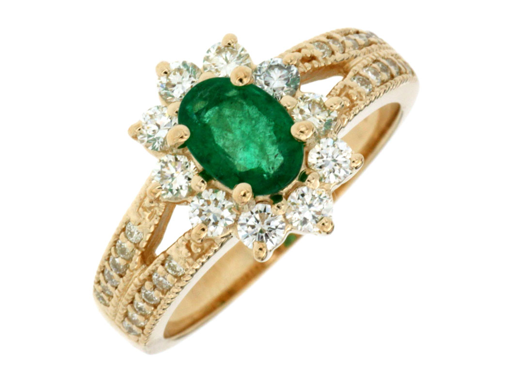 EMERALD & DIAMOND RING