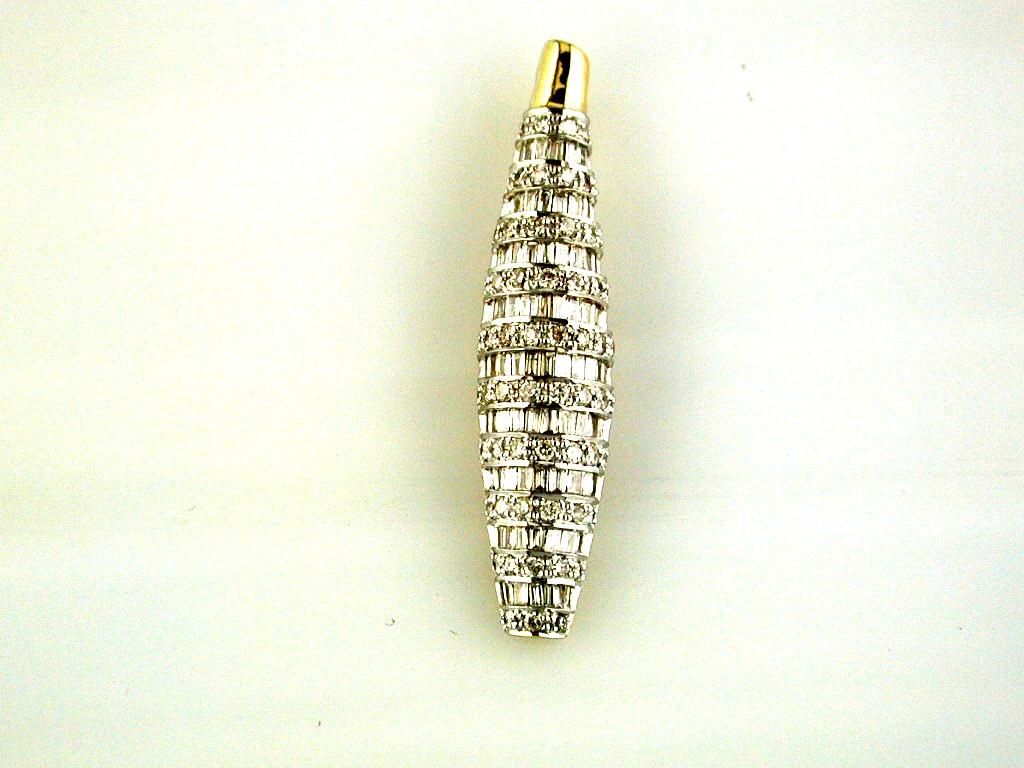 DIAMOND PENDANT