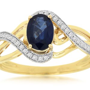 SAPPHIRE & DIAMOND RING