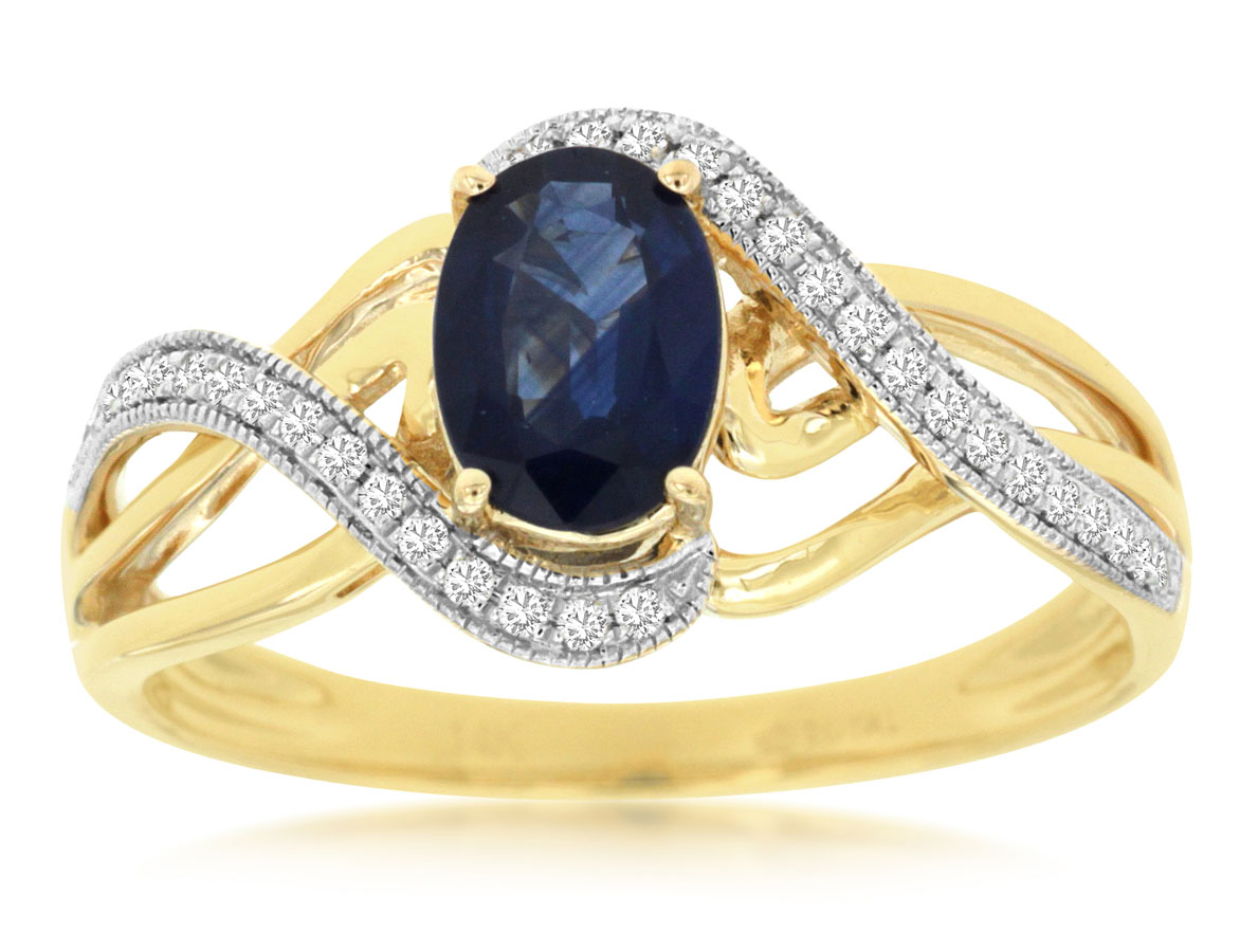 SAPPHIRE & DIAMOND RING