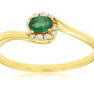 EMERALD & DIAMOND RING