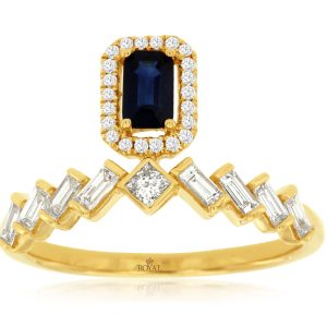 SAPPHIRE & DIAMOND RING