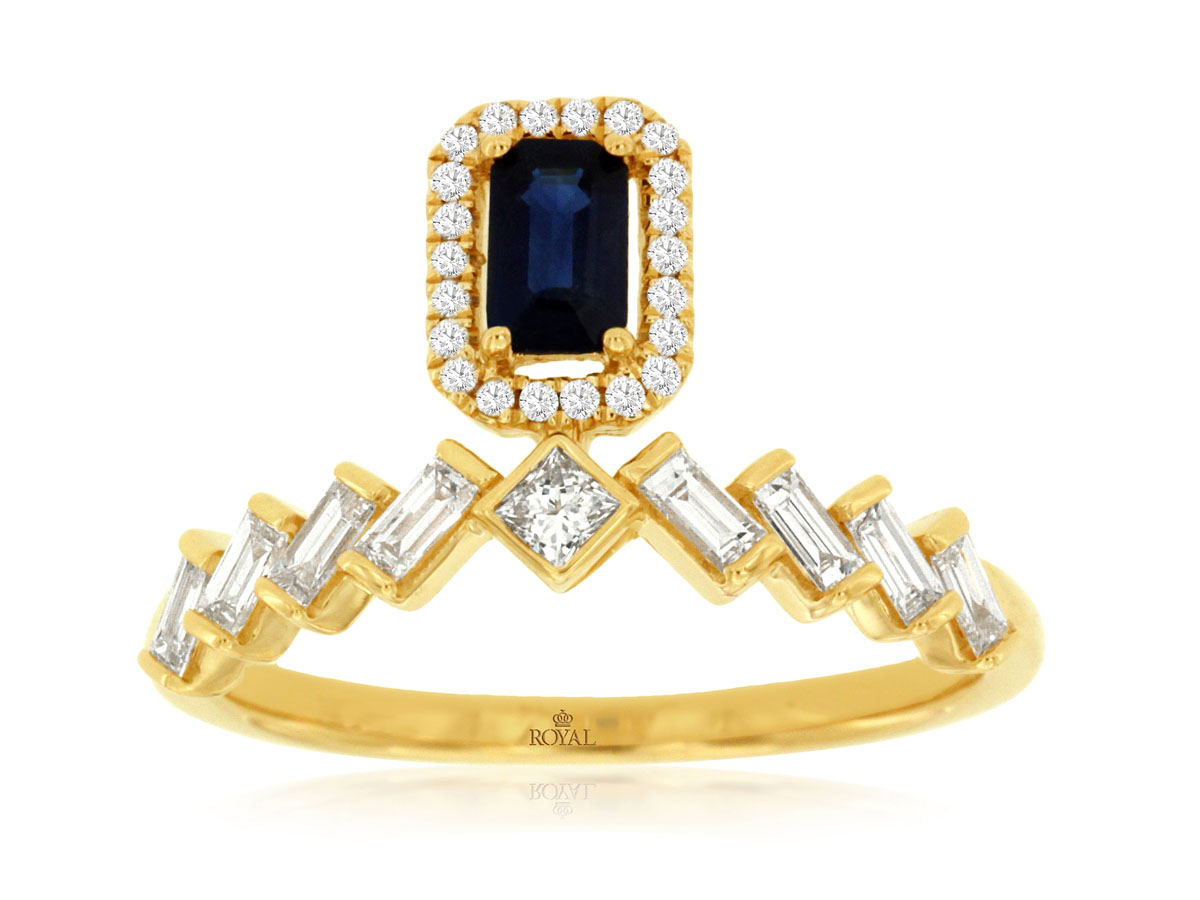 SAPPHIRE & DIAMOND RING