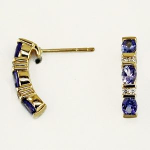 TANZANITE & DIAMOND EARRING