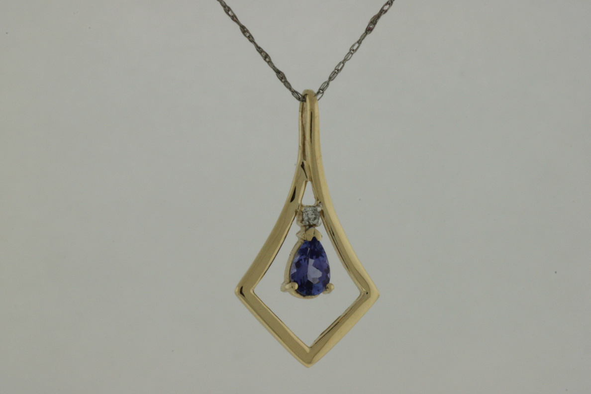 TANZANITE & DIAMOND PENDANT