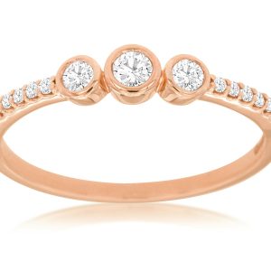 DIAMOND ENGAGEMENT RING