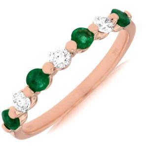 EMERALD & DIAMOND RING