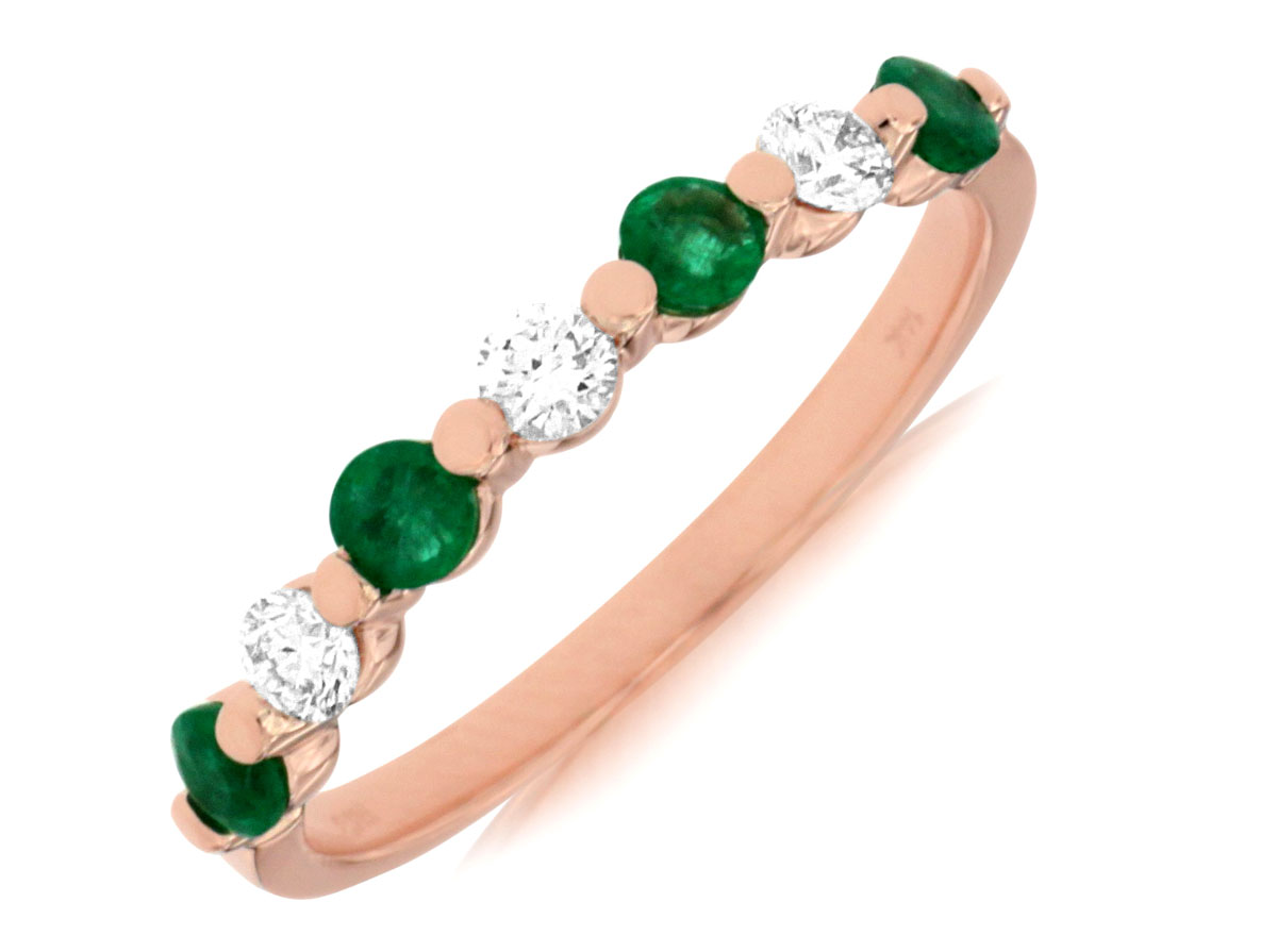 EMERALD & DIAMOND RING