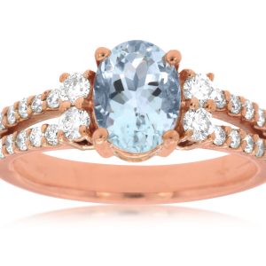 AQUAMARINE & DIAMOND RING