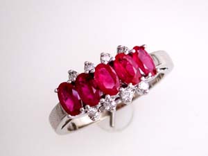 RUBY & DIAMOND RING