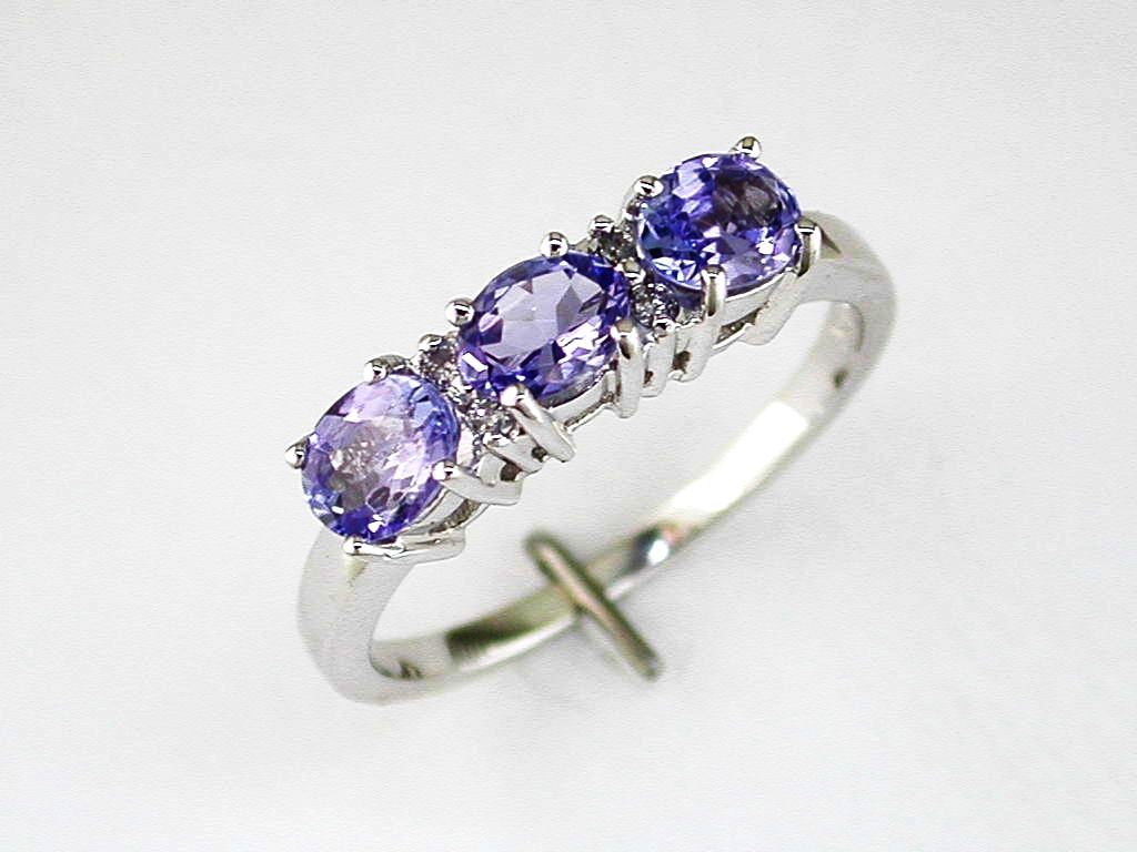 TANZANITE & DIAMOND RING