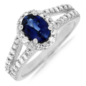 SAPPHIRE & DIAMOND RING