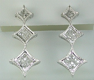 DIAMOND EARRING
