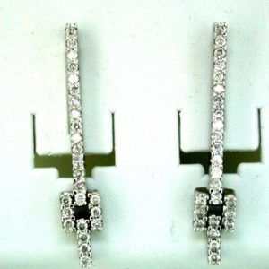 DIAMOND EARRING