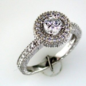 DIAMOND ENGAGEMENT RING