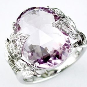 AMETHYST & DIAMOND RING