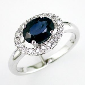 SAPPHIRE & DIAMOND RING