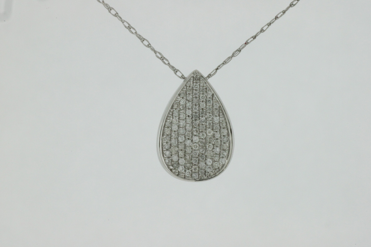 DIAMOND PENDANT