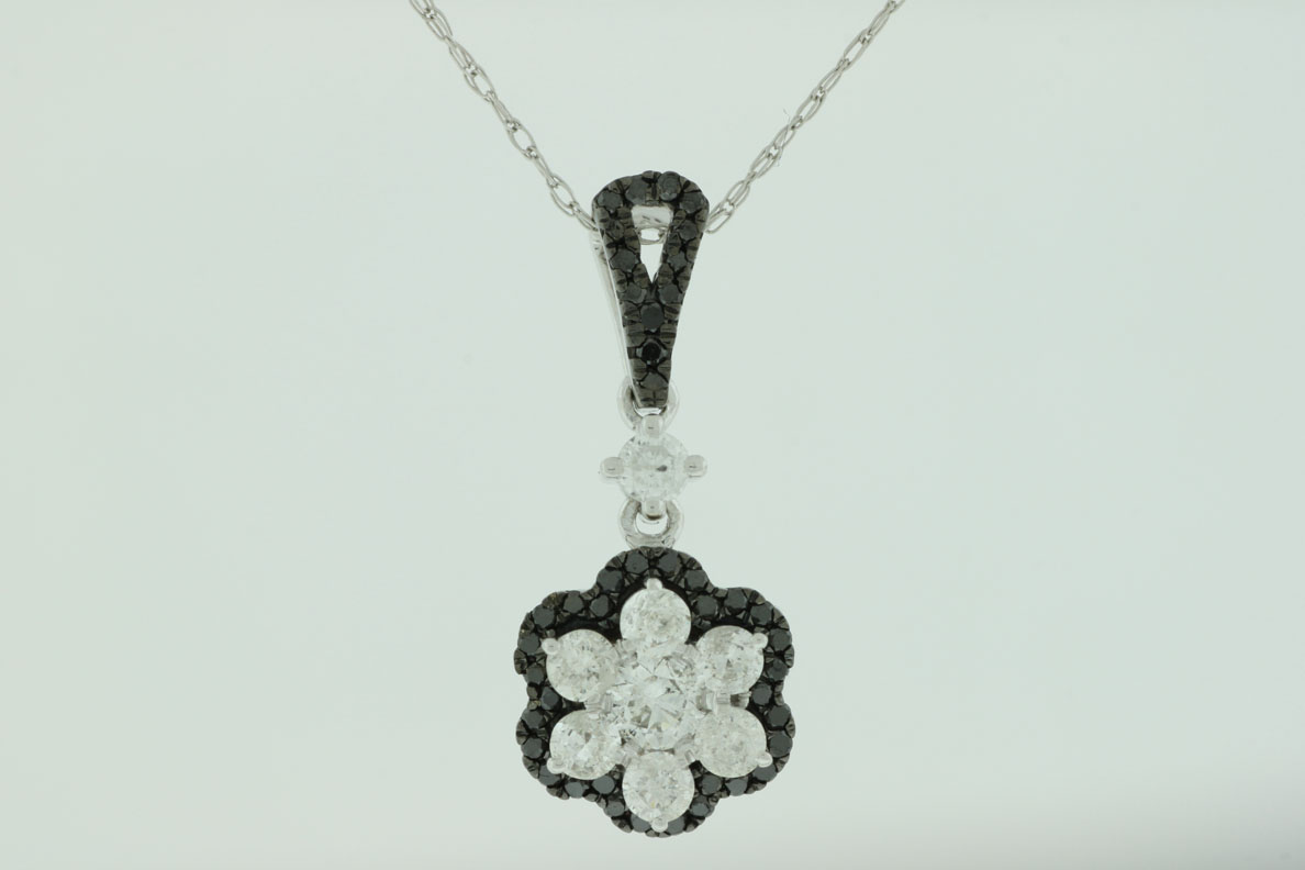 DIAMOND &BLACK DIAMOND PENDANT