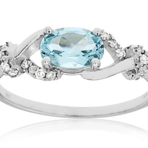 AQUAMARINE & DIAMOND RING