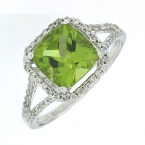 PERIDOT & DIAMOND RING