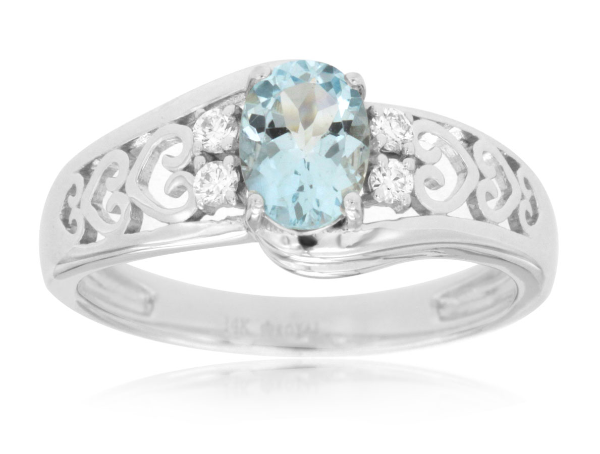 AQUAMARINE & DIAMOND RING