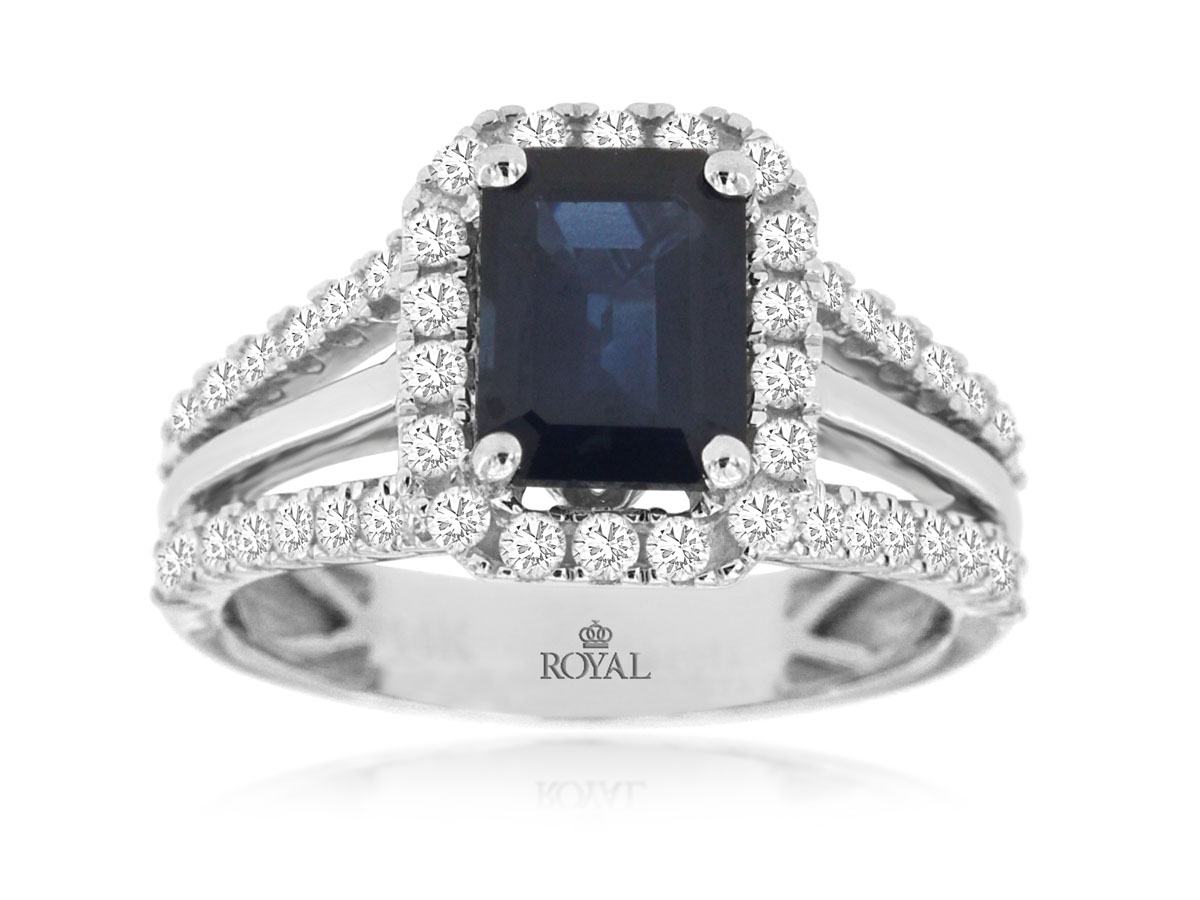SAPPHIRE & DIAMOND RING