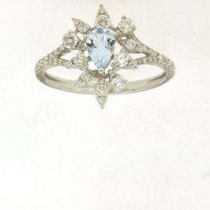 AQUAMARINE & DIAMOND RING