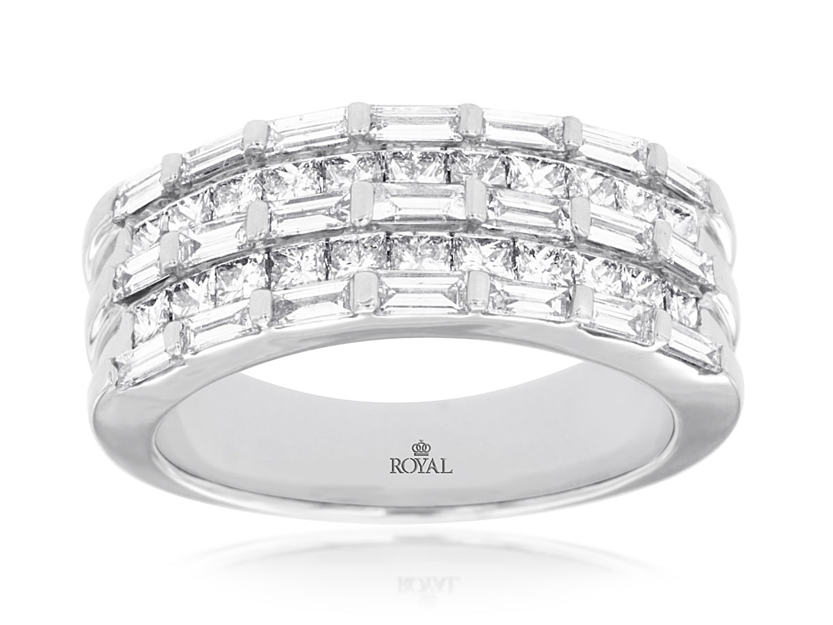 DIAMOND WEDDING BAND