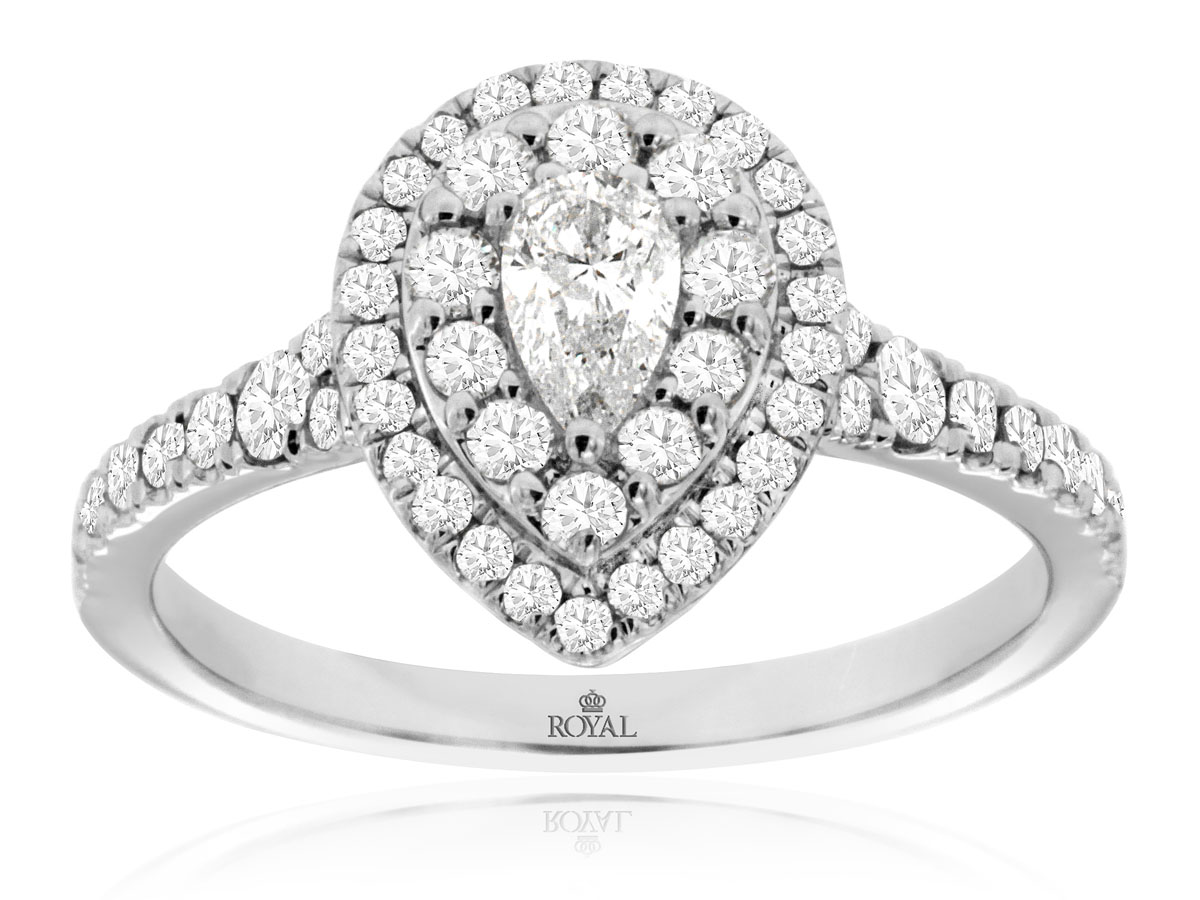 DIAMOND ENGAGEMENT RING