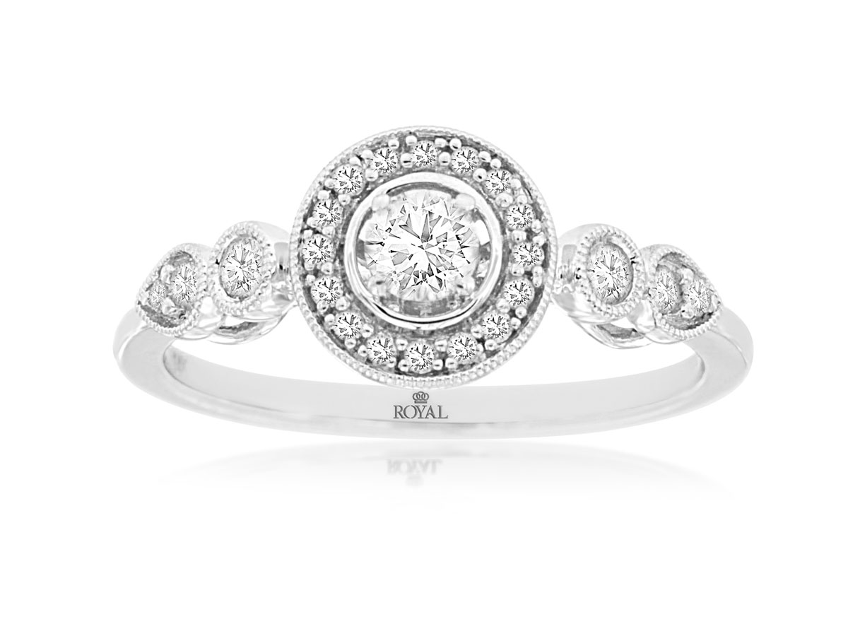 DIAMOND ENGAGEMENT RING