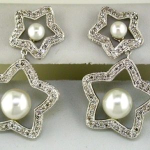 DIAMOND & PEARL EARRING