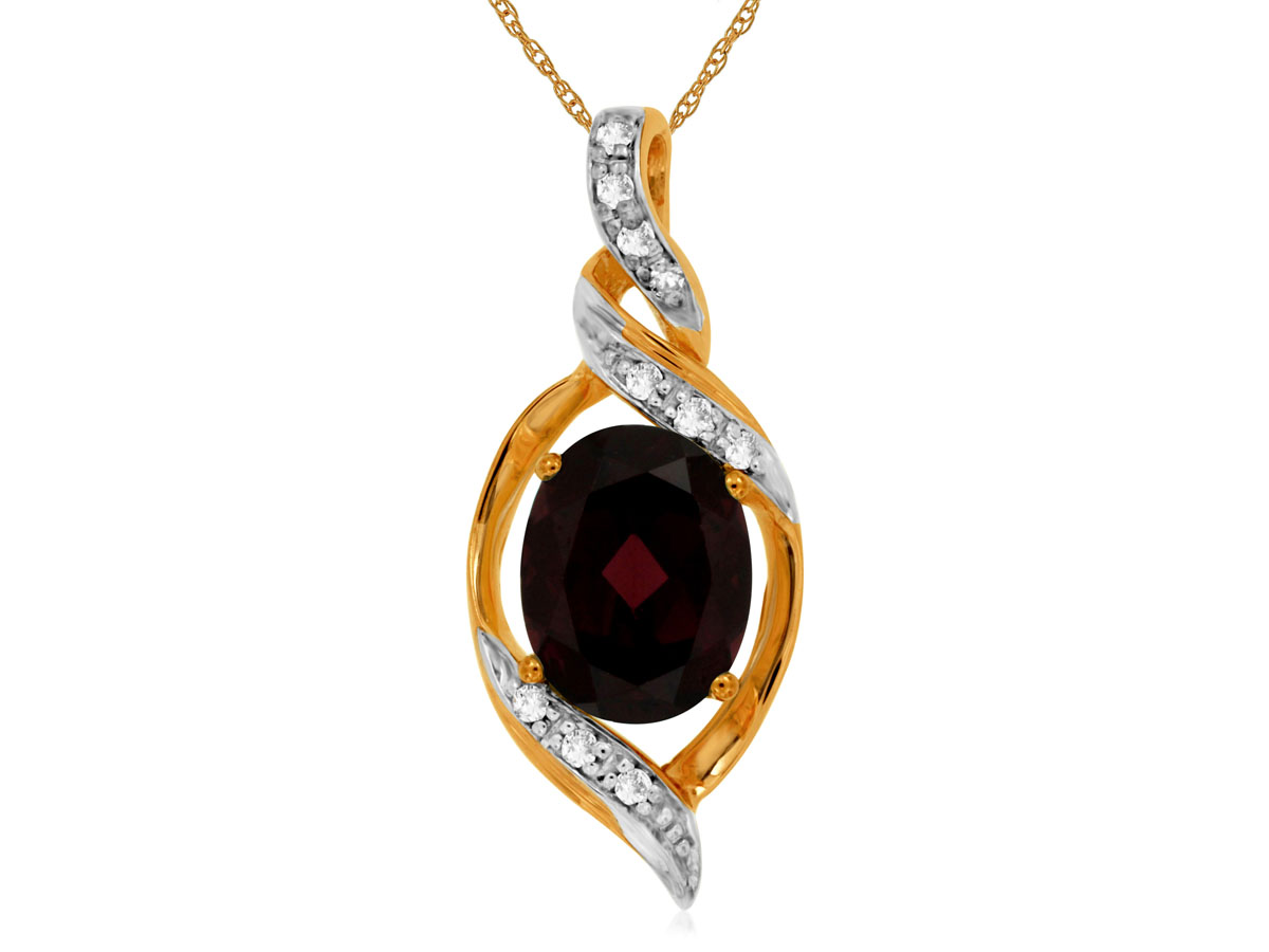 GARNET & DIAMOND PENDANT